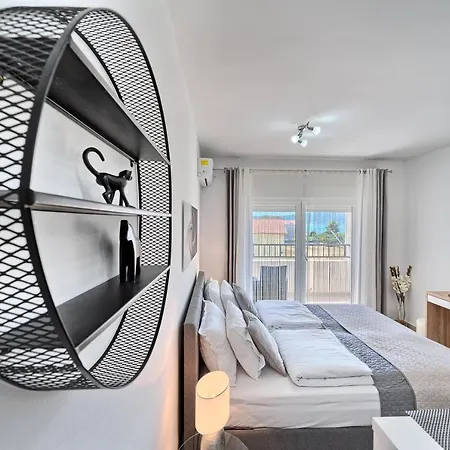 Modern With Sea View 150 Meters To Διαμέρισμα *
