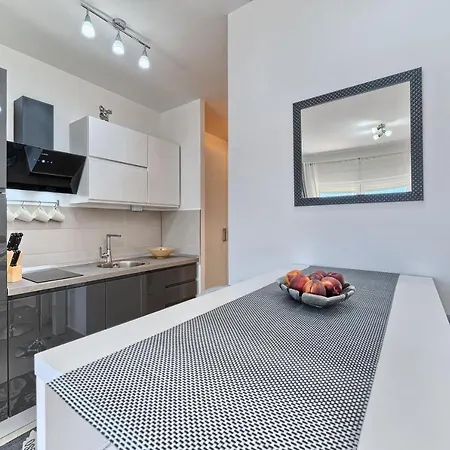 Διαμέρισμα Modern With Sea View 150 Meters To