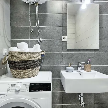 Διαμέρισμα Modern With Sea View 150 Meters To *