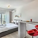 Lägenhet Modern With Sea View 150 Meters To