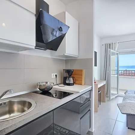 Lejlighed Modern With Sea View 150 Meters To *